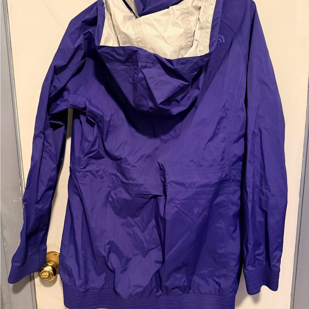 The North Face Purple Lightweight Hooded Rain Jacket - Picture 2 of 4